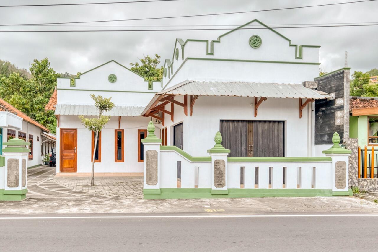 Reddoorz Near Wisata Pantai Parangtritis Kretek Екстер'єр фото